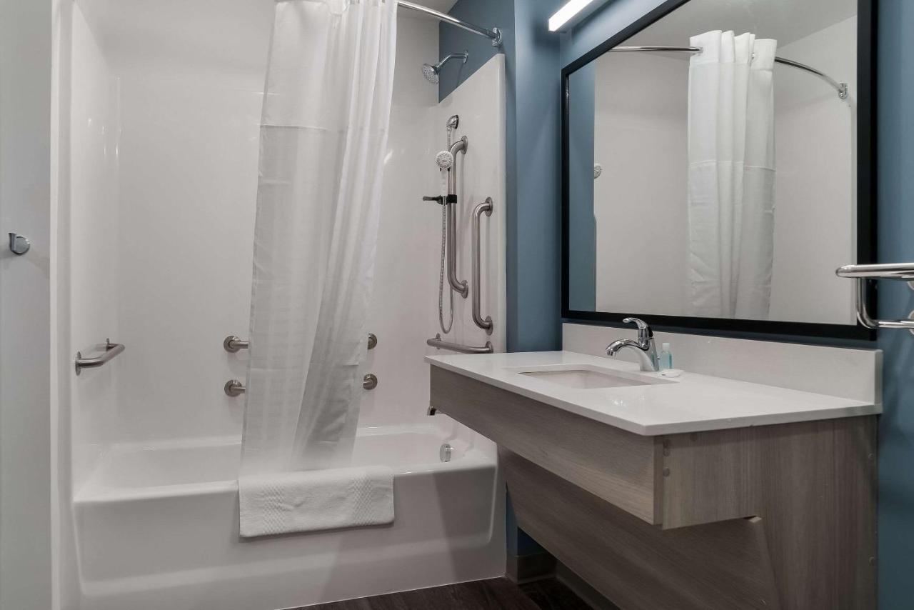 Woodspring Suites Detroit 스털링하이츠 외부 사진