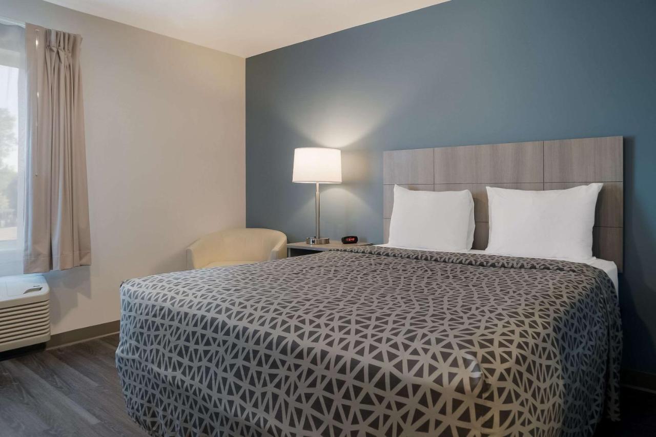 Woodspring Suites Detroit 스털링하이츠 외부 사진