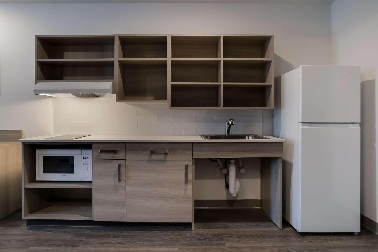 Woodspring Suites Detroit 스털링하이츠 외부 사진