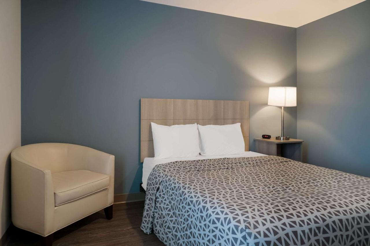 Woodspring Suites Detroit 스털링하이츠 외부 사진